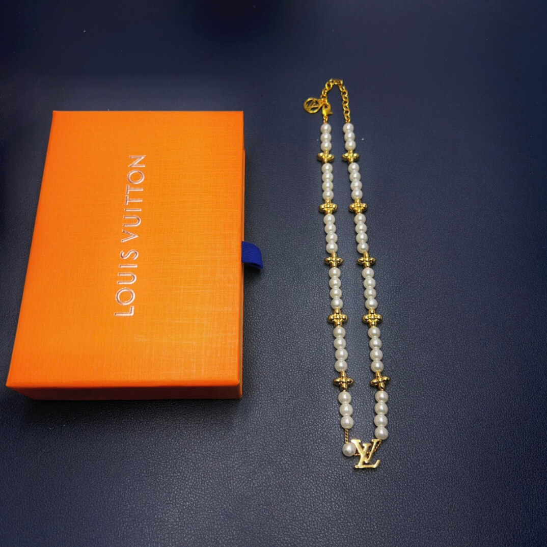 LOUIS VUITTON My LV White Pearl Necklace - Hollo