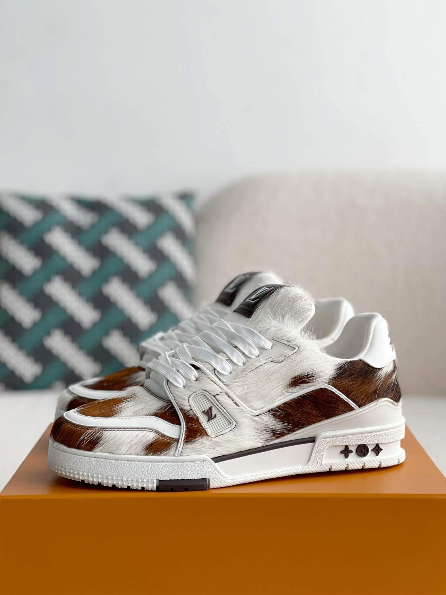 Louis Vuitton LV Trainer #54 スニーカー Louis Vuitton LV Trainer #54 Brown Pony Sneaker Hollo
